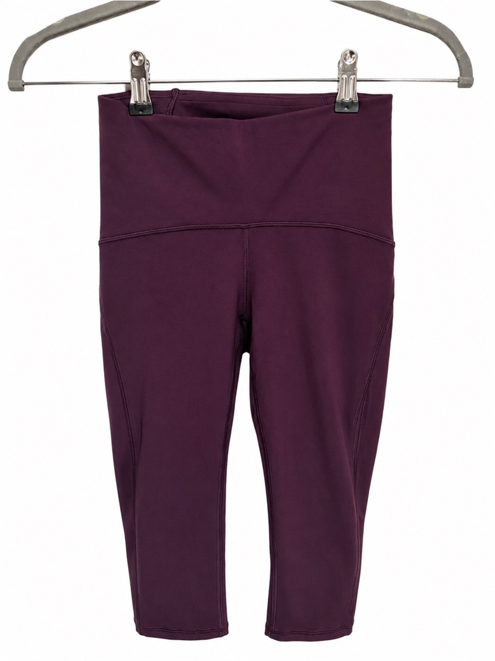 High-Waist Purple Cropped Leggings